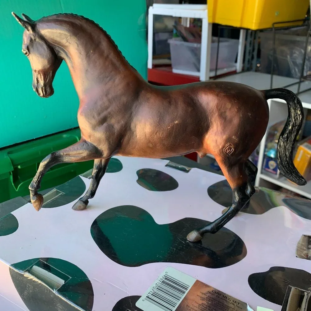 Retired Breyer Horse #900 Vandergelder Dappled Dark Bay‎ Dutch Warmblood Roemer